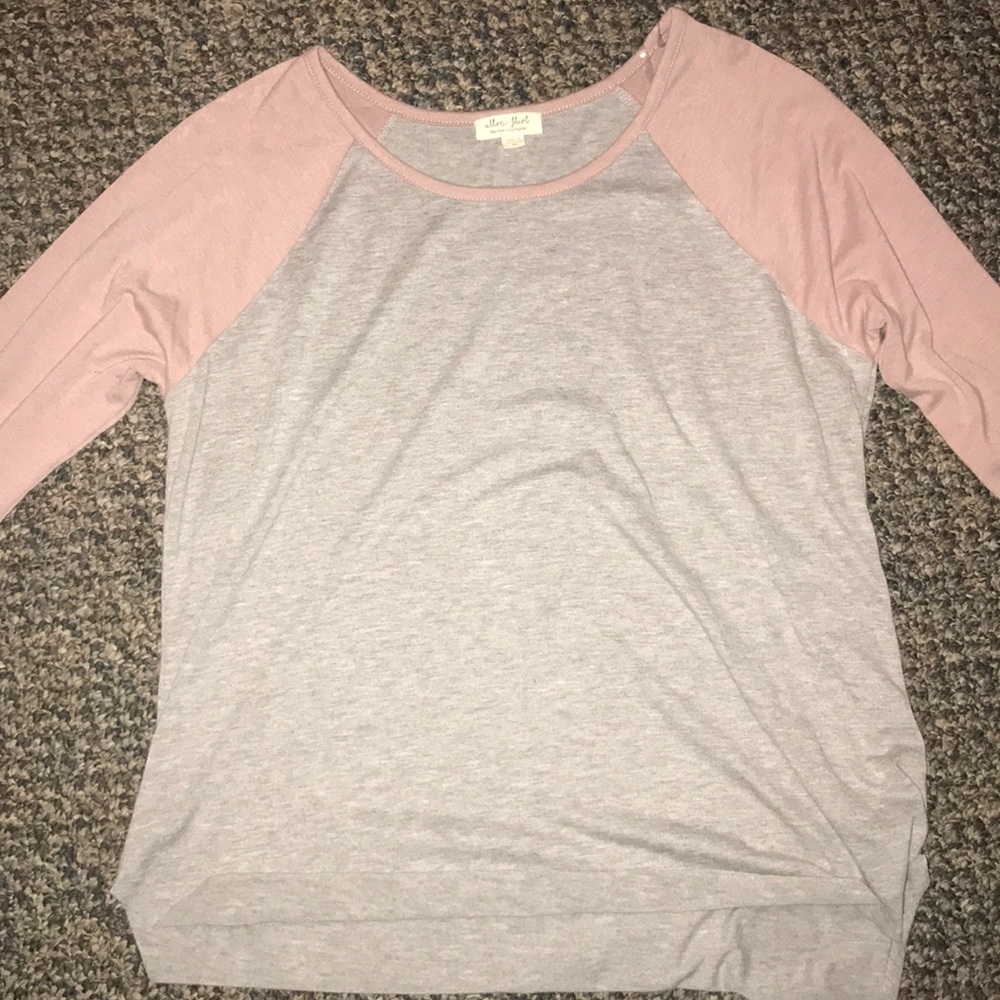 3/4 sleeve baseball tee